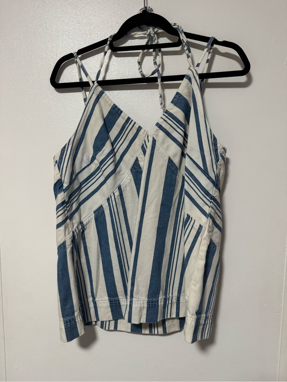 Universal Thread Blue & White Striped Tie-Back Tank